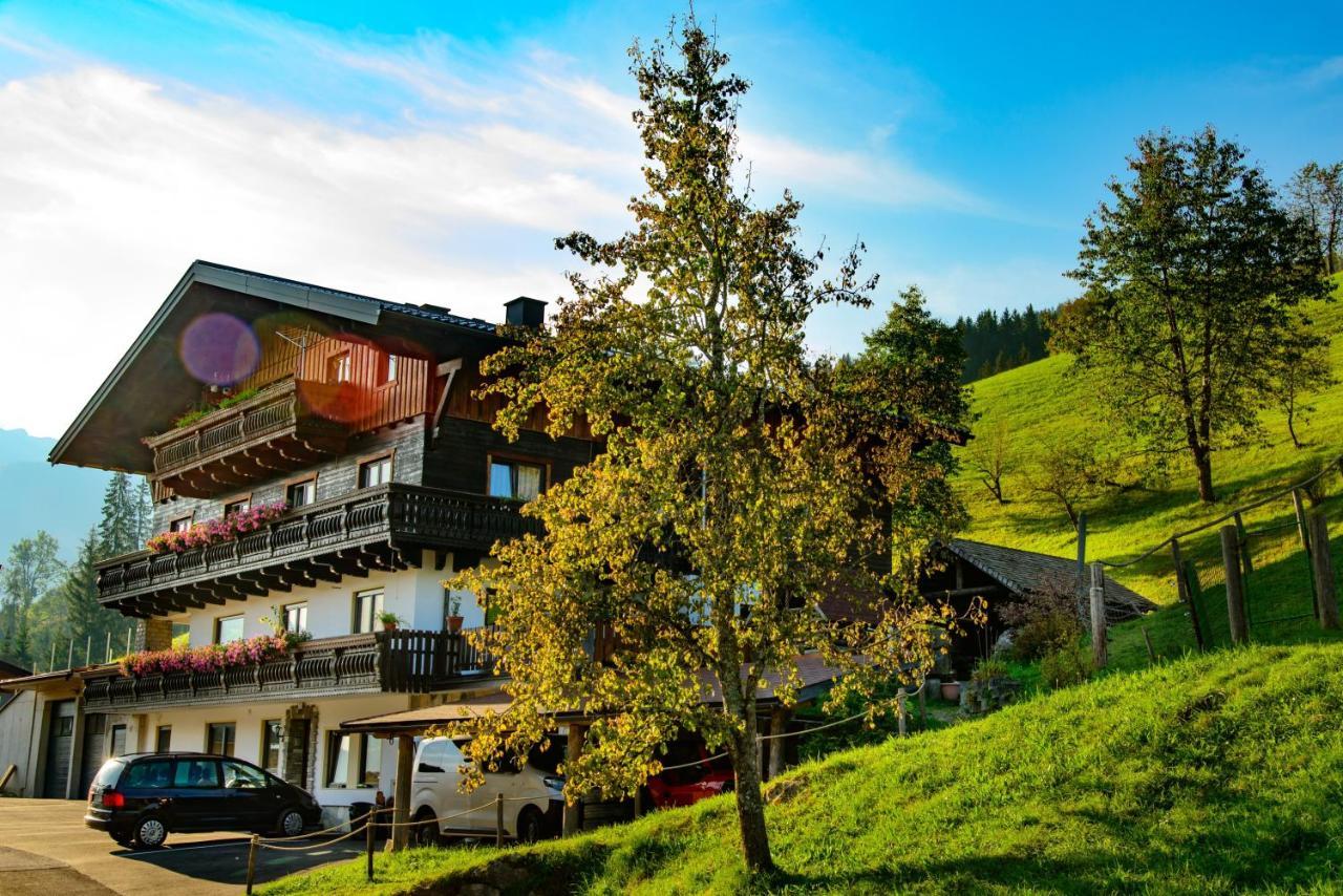 Schrahlehen Bed & Breakfast Wagrain Bagian luar foto