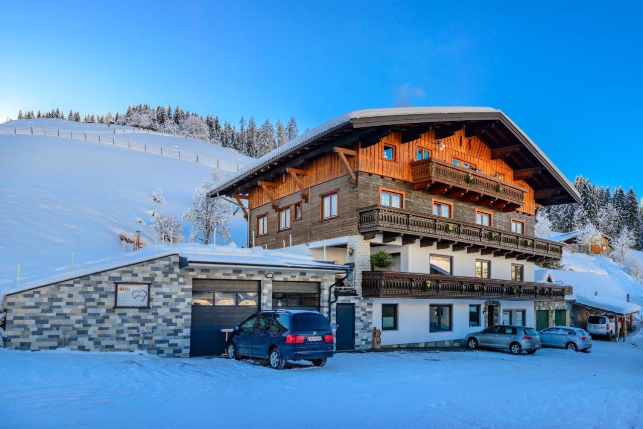Schrahlehen Bed & Breakfast Wagrain Bagian luar foto