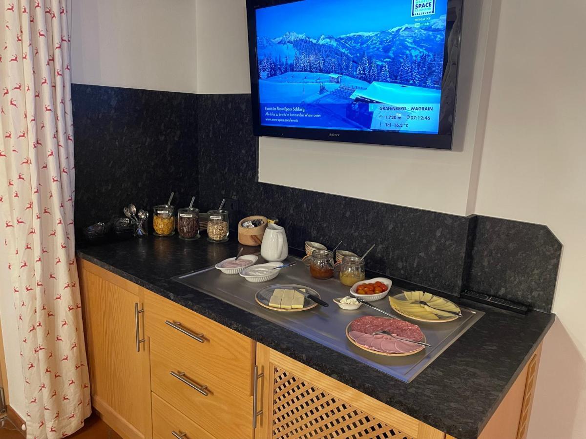 Schrahlehen Bed & Breakfast Wagrain Bagian luar foto
